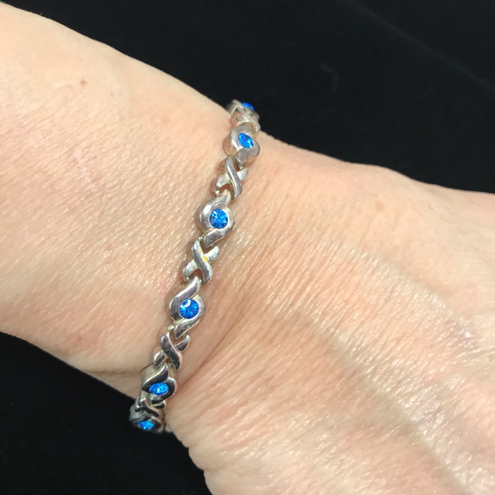 XO Bracelet